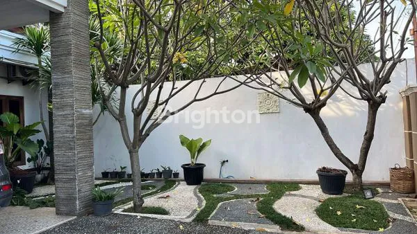 image RUMAH MEWAH KOTA PEKALONGAN (5)