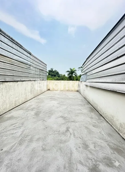 image RUKO 4 LANTAI CIBINONG, STRATEGIS DI JL. RAYA (6)