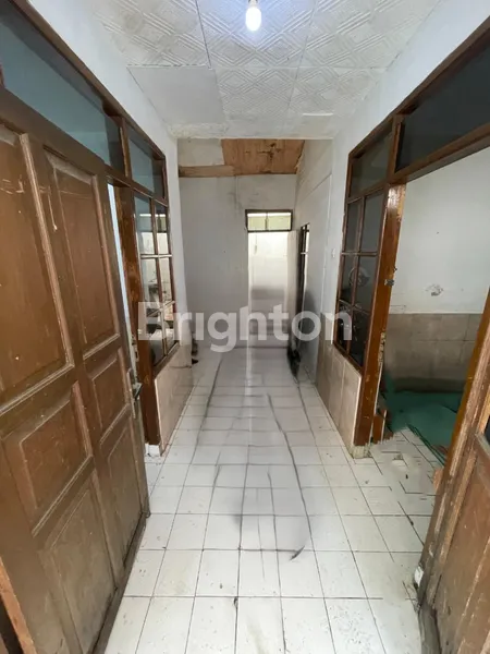 image RUMAH 4BR 98M2 DI GANG JURANG, JALAN JURANG, CIPAGANTI, SUKAJADI, BANDUNG, SHM (1)