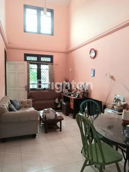 image RUMAH SEKTOR 8, GADING SERPONG, SANGAT STRATEGIS, 2 LANTAI, NEGO SAMPAI DEAL (1)