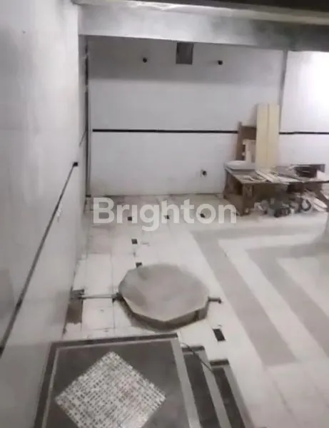 image RUKO 3 LANTAI STRATEGIS DI JALAN ADISUCIPTO (2)