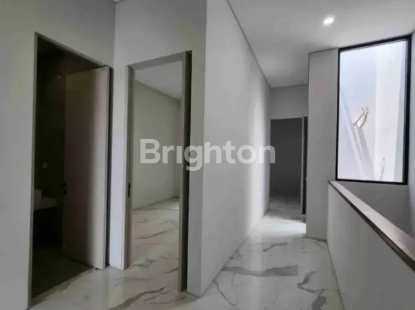 image MINIMALIS MEWAH KUALITAS PREMIUM ADA 2 UNIT DEKAT UNAIR, GALAXY MALL, PAKUWON CITY (4)