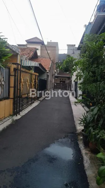 image RUMAH TUA DIJUAL DI TEBET TIMUR DALAM – HITUNG TANAH SAJA, LOKASI STRATEGIS DI JAKARTA SELATAN!\\N (3)