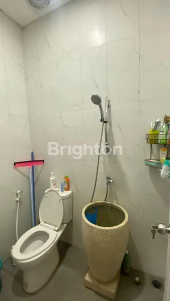 image DIJUAL RUMAH MINIMALIS 2 LANTAI DI PERUMAHAN HILDA REGENCY SURABAYA SELATAN  (6)