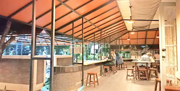 image INVESTASI STRATEGIS: RUMAH USAHA DI SAYAP DAGO (6)