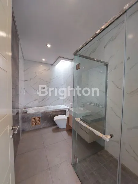 image RUMAH BARU 2 LANTAI PAKUWON CITY - GRAND ISLAND, SURABAYA TIMUR. DEKAT PAKUWON CITY MALL - KAMPUS WIDYA MANDALA - SEKOLAH CITA HATI - SEKOLAH GLORIA - SEKOLAH XIN ZHONG - KAMPUS ITS, DLL. (5)