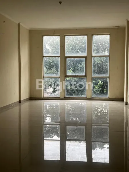 image RUKO 3 LANTAI SIAP PAKAI DI KARADENAN - BOGOR (4)