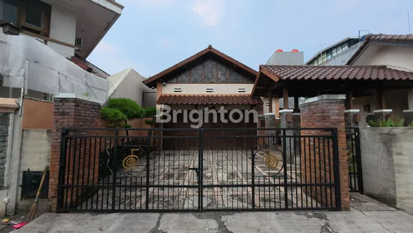 image DUA RUMAH NEMPEL DI GRIYALOKA BSD — BISA BELI SATU, BISA SEKALIAN DUA! (3)