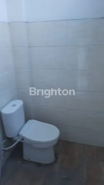 image RUKO STRATEGIS 3,5 LANTAI, SIAP USAHA DI JL SILIWANG (5)