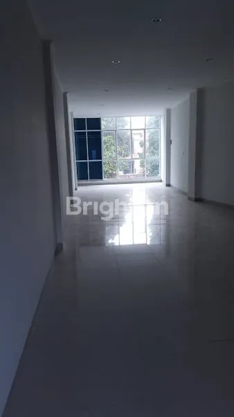image RUKO STRATEGIS 3,5 LANTAI, SIAP USAHA DI JL SILIWANG (8)