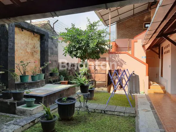 image RUMAH 2 LANTAI DAN KOST KOST AN YANG MASIH AKTIF (4)