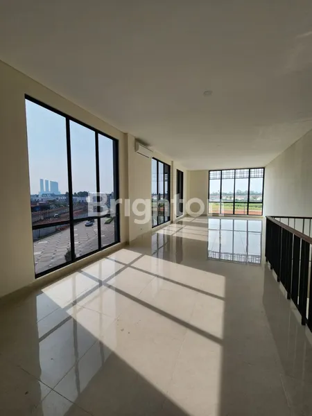 image RUKO PASADENA SQUARE NORTH TIPE STUDIO LOFT 2 FACADE, 3 LANTAI, PASADENA CENTRAL DISTRICT, GADING SERPONG, TANGERANG (7)