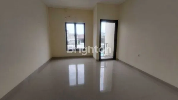 image RUMAH BARU SIAP HUNI 4 M² X 26 M² DI JL. MANGGA DURI KEPA KEBON JERUK JAKARTA BARAT (6)