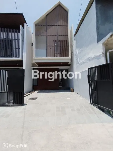 image RUMAH BARU GRESS SELANGKAH DARI MERR BARUK UTARA SURABAYA TIMUR (1)