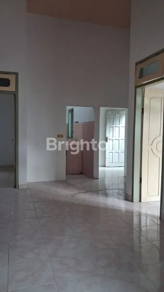 RUMAH AREA PANDANWANGI 2 MENITAN KE ARAYA AKSES MOBILRUMAH LUAS