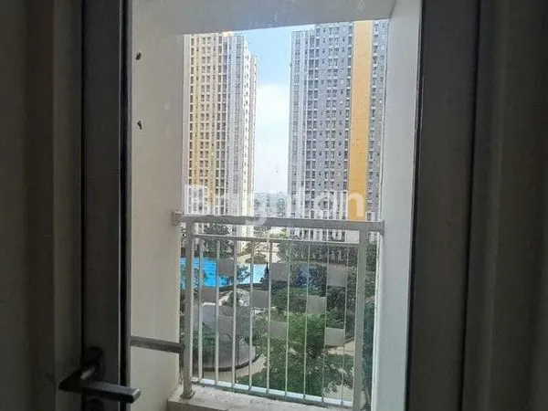 image APARTEMEN SPRINGLAKE 2 BR SUMARECON TOWER BASELA BEKASI (2)