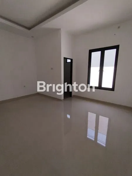 image RUMAH BARU GRESS NIRWANA EKSEKUTIF 5 MENIT DARI MERR SURABAYA TIMUR (3)