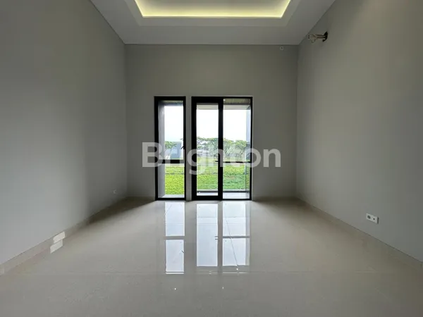 image RUMAH BARU MODERN MINIMALIS SPLIT LEVEL DI CITRALAND DEKAT GRAHA DAN PAKUWON (5)