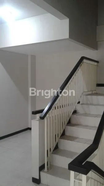 image RUKO SIAP HUNI LOKASI SANGAT STRATEGIS (4)