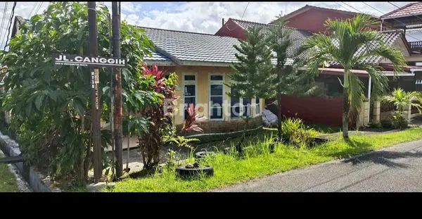 image TANAH SUDUT 200M² + RUMAH FURNISHED  (6)