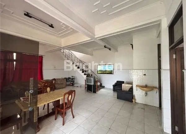 image RUMAH BESAR LUAS 1480 DI KOTA BATU MALANG (5)