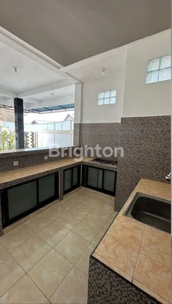 image VILLA DISEWAKAN TANGKUBAN PERAHU DENPASAR BARAT NYAMAN  UNTUK HUNIAN DAN MENJANJIKAN UNTUK INVESTASI (3)