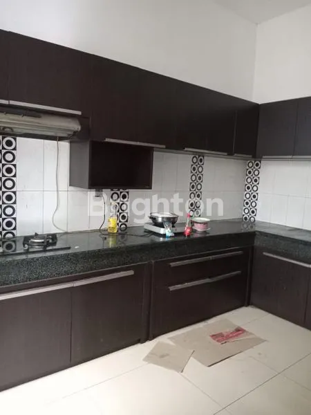image DI JUAL RUMAH MEWAH FULLY FURNISHED DI SURYA SUMANTRI, SETRASARI, SETRADUTA (2)