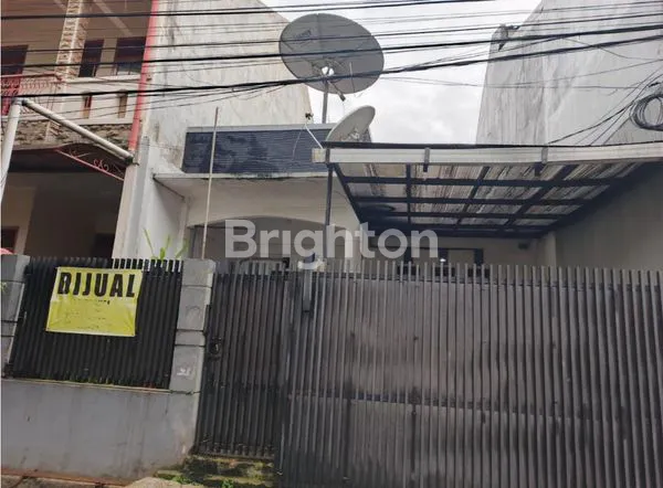 RUMAH STRATEGIS DI SARIJADI BANDUNG