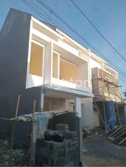 image RUMAH BARU 2 LANTAI DI MLATI, 4KT (4)