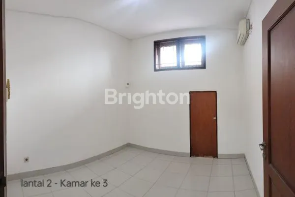 image DISEWAKAN RUMAH DURI KEPA DEKAT TANJUNG DUREN JAKARTA BARAT. BEBAS BANJIR DAN SIPA HUNI (6)