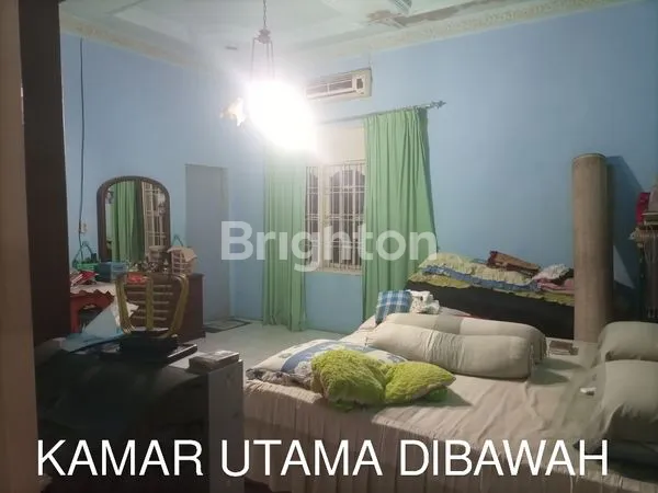 image RUMAH MEWAH 2 LANTAI (5)