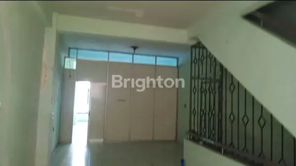 image RUKO 3 LANTAI SIAP PAKAI DI SEMARANG TENGAH (4)