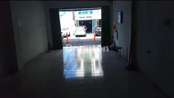 image RUKO 3 LANTAI SIAP PAKAI DI SEMARANG TENGAH (1)