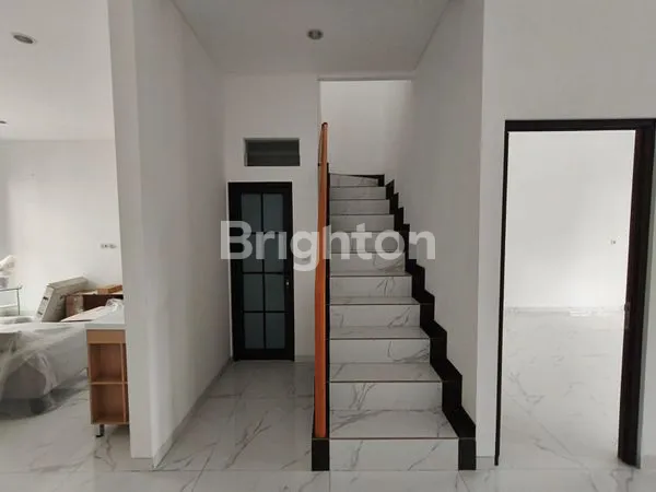 image KLAMPIS WISMA MUKTI DKT MANYAR (5)