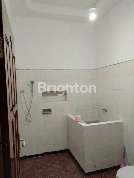 image RUMAH PUSAT KOTA SURABAYA DEKAT RAYA ARJUNA (4)