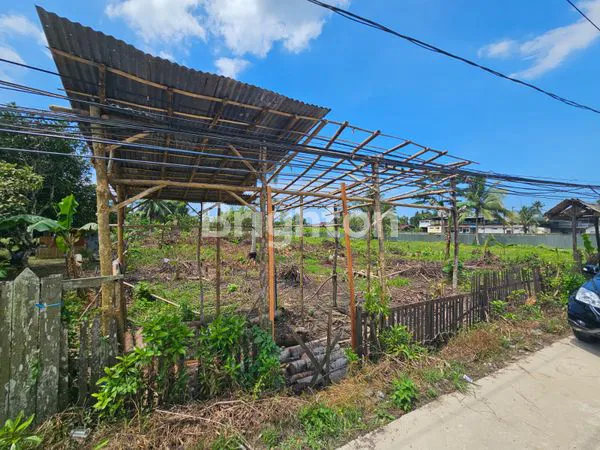 image TANAH DATAR STRATEGIS DI PINGGIR JALAN UTAMA TERITIP (4)