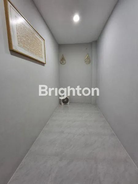 image HUNIAN PREMIUM 3 LANTAI DI ZLIVING LAKE GARDEN, GRAND WISATA BEKASI (8)