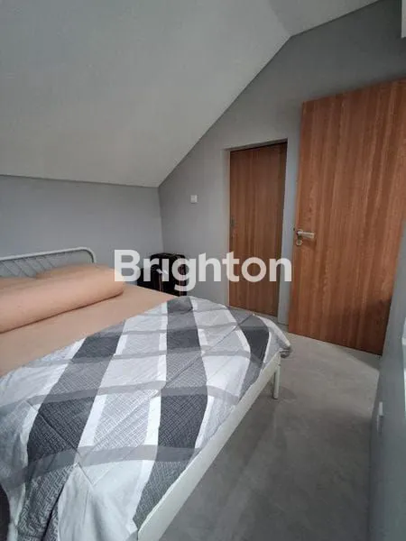 image HUNIAN PREMIUM 3 LANTAI DI ZLIVING LAKE GARDEN, GRAND WISATA BEKASI (6)