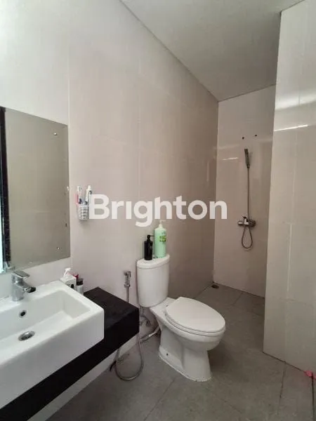 image HUNIAN PREMIUM 3 LANTAI DI ZLIVING LAKE GARDEN, GRAND WISATA BEKASI (5)