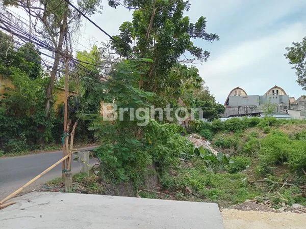 image VERY RARE LAND ONE INCH VILLA NEIGHBORHOOD FRONTING HIGHWAY NEAR FOURSESION HOTEL AND JIMBARAN BEACH TOURIST AREA (4)