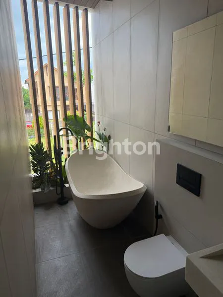 image READY MOVE IN 25-YEARS LEASE VILLA PRIME LOCATION SEMINYAK (7)