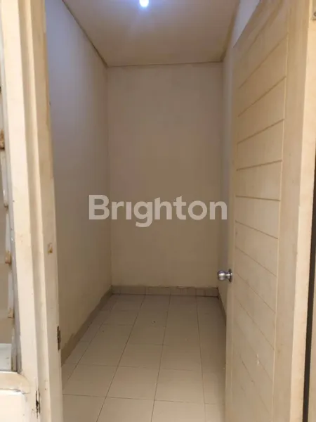 image RUMAH SIAP HUNI LAYAR PERMAI PIK 2 LUAS 6X12,5 SHM (2)