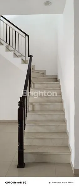 image DI JUAL RUMAH MEWAH DI HALTON PLACE MEDAN (6)