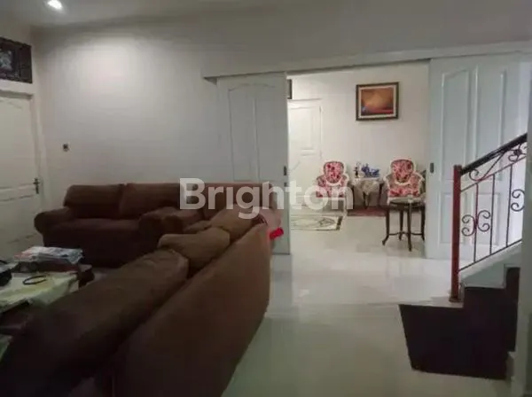 image JUAL RUMAH DI KOTA WISATA — BONUS GRAND PIANO (4)