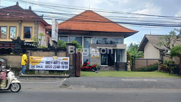 image GEDUNG SHOWROOM STRATEGIS DI CELUK SUKAWATI GIANYAR (2)