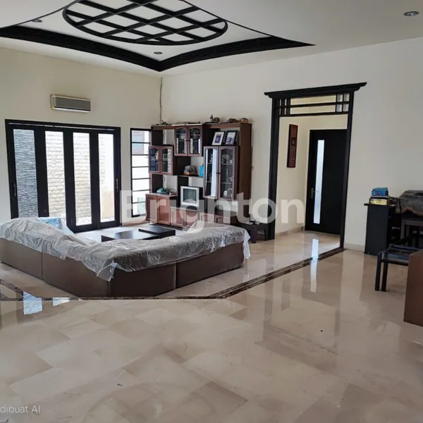 image RUMAH KELUARGA DI LOKASI AMAN DAN NYAMAN (2)