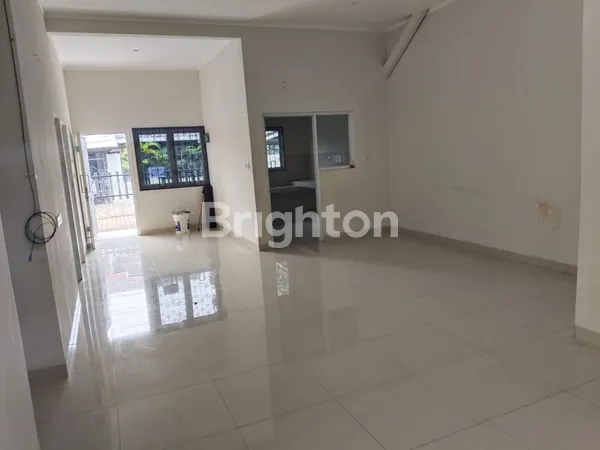 image LOKASI STRATEGIS, HARGA TERJANGKAU! RUMAH MUNGIL DI PUSAT KOTA (6)