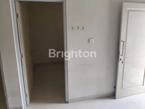 image LOKASI STRATEGIS, HARGA TERJANGKAU! RUMAH MUNGIL DI PUSAT KOTA (7)