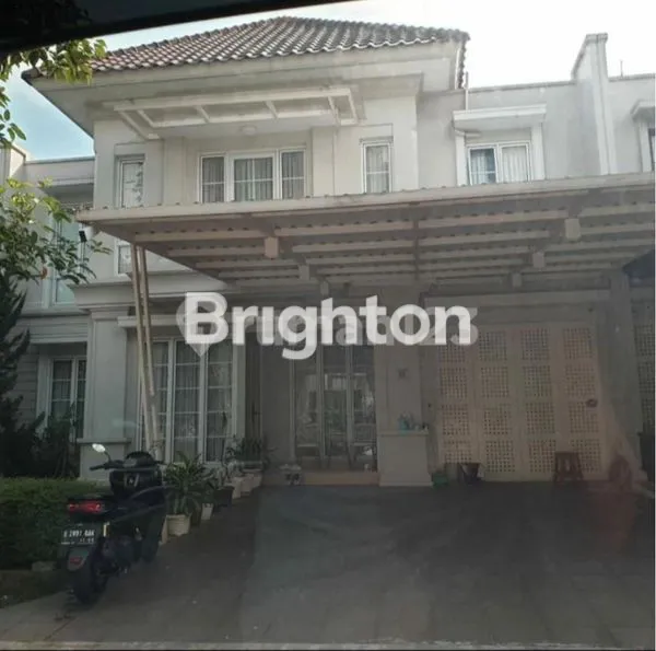 image RUMAH MEWAH 2 LANTAI FULLY FURNISHED DI ALICANTE (1)