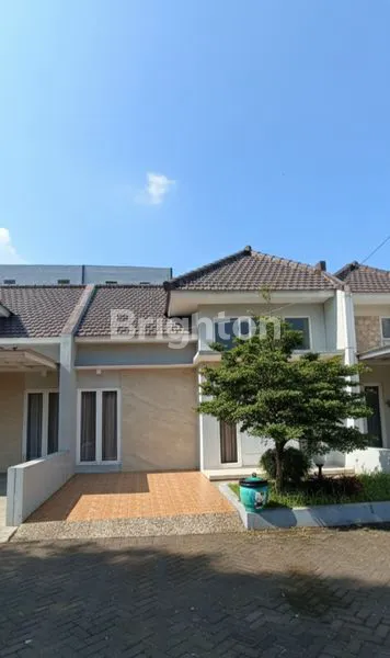 image RUMAH DI VILLA SULTAN BATU , DEKAT DENGAN BNS, JATIM PARK 2 , PREDATOR FUN PARK  (1)